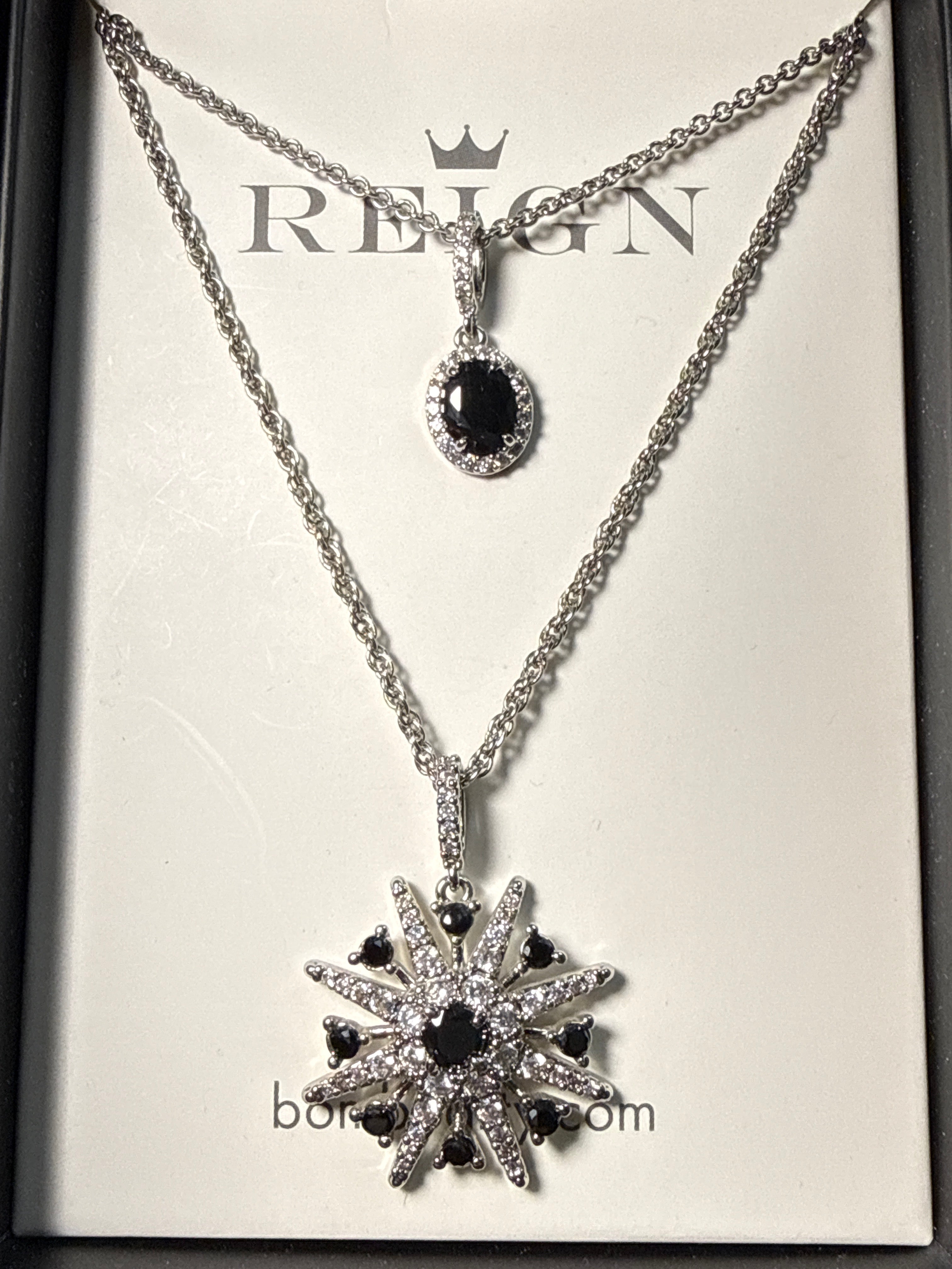 A Queen’s Pendant - Reign Collection