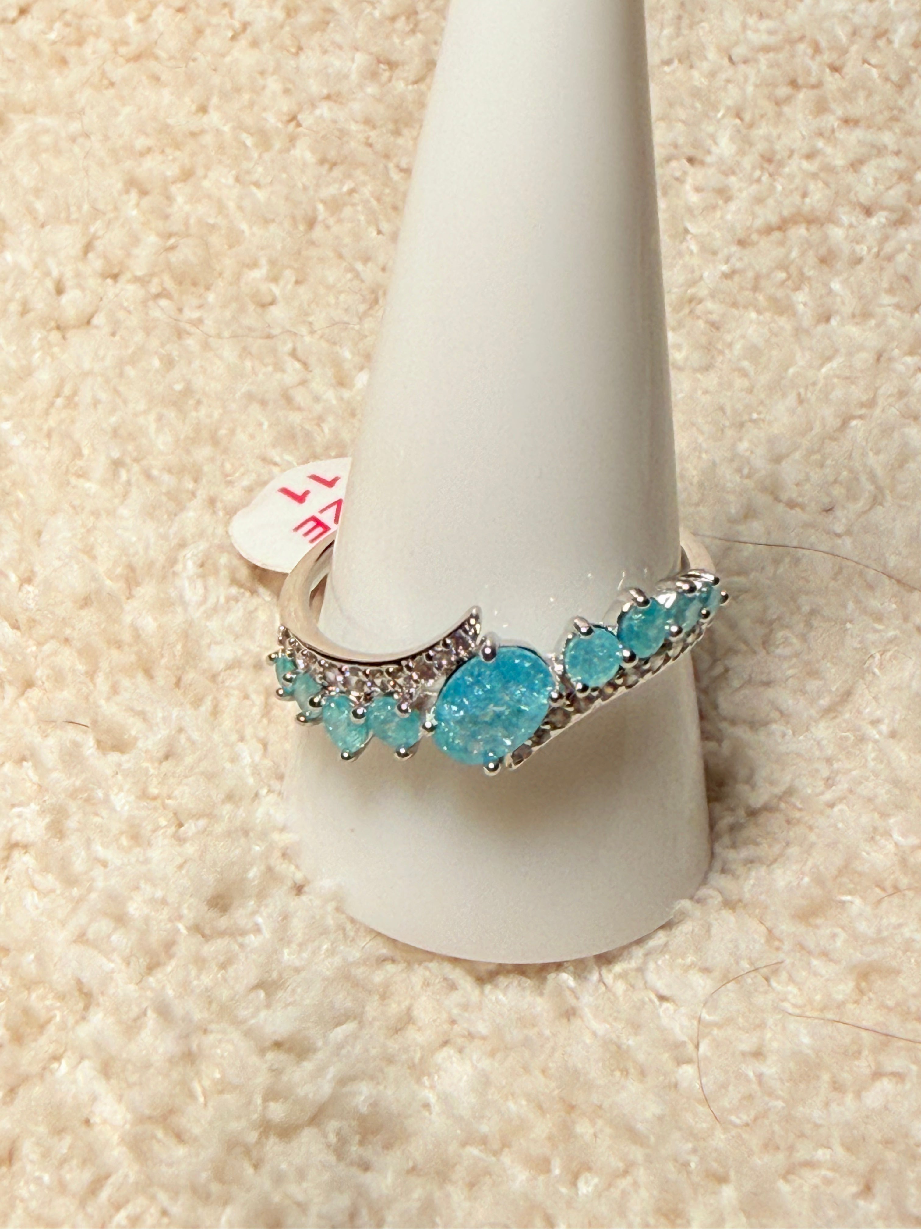 Gems Abound - Size 11